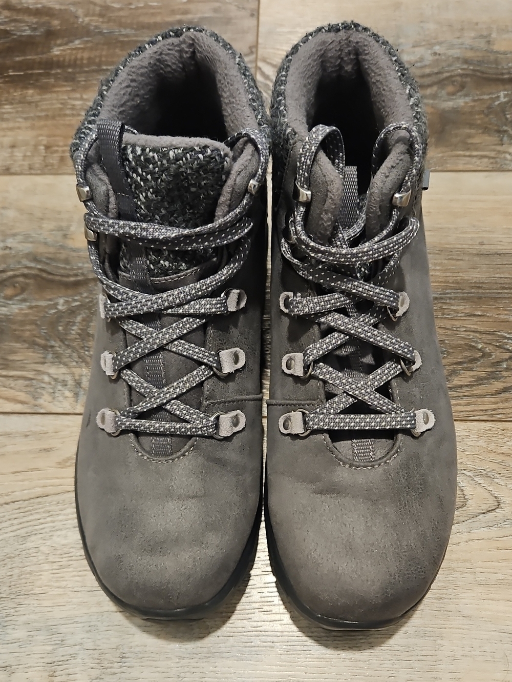 Skechers Synergy Cold Daze Hikers